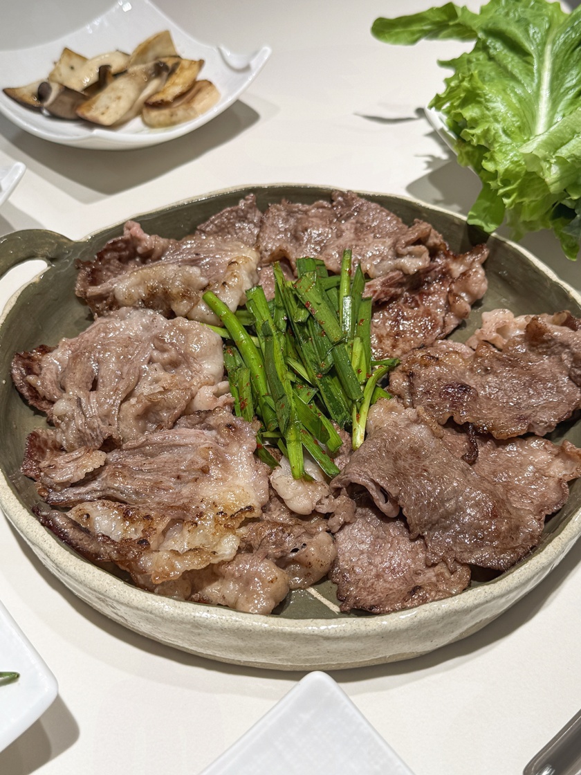 차돌박이 부추무침 조합