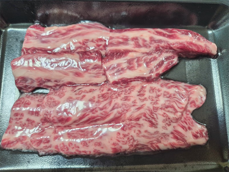 투뿔 등급 한우 등심 마블링